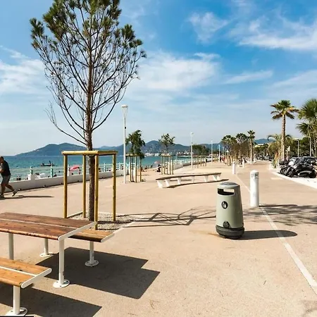 Beachfront 4 People 2 Swimming Pool Apartamento *