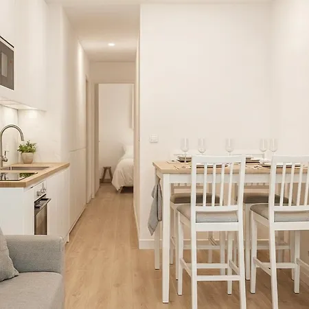 Beachfront 4 People 2 Swimming Pool