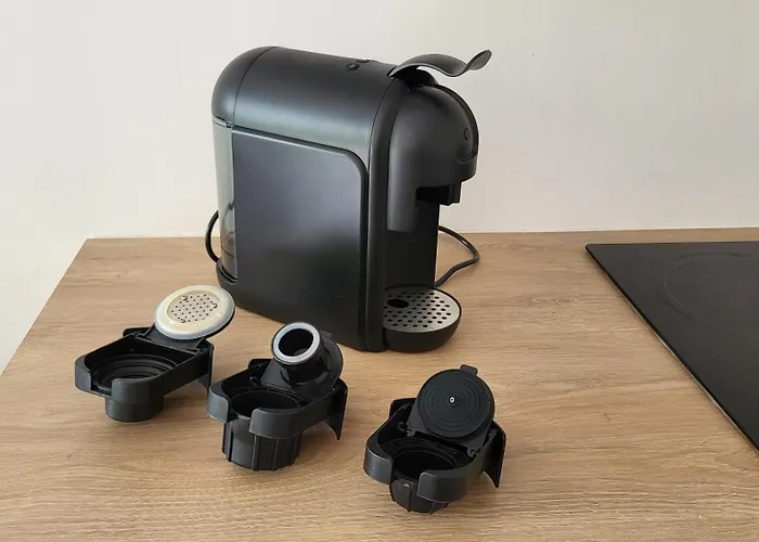 Beachfront 4 People 2 Swimming Pool Apartmán *